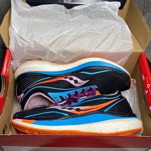 Saucony Endorphin Speed Future Black/Noir Women’s Shoes - Size: 8